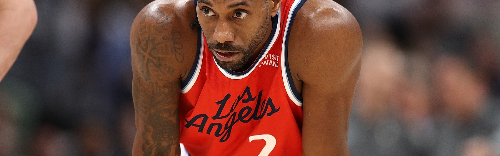 战神卡！伦纳德近4战场均33分6.5板4.5助2.3断 命中率58/39/90%