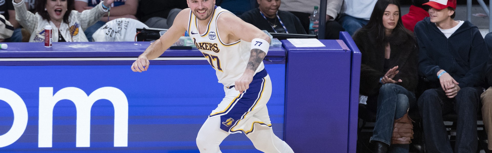 世界杯直播app下载-东契奇场均33分和科比35.4分相比含金量如何？各方面都远远比不上